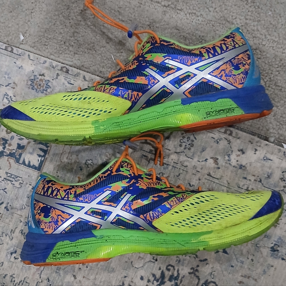 Ascis Sneakers